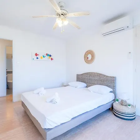 2br 100m From Beaches Terrace & Parking Apartment *